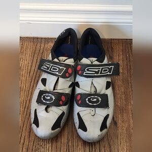 SIDI Cycling Shoes - Size 42/8.5